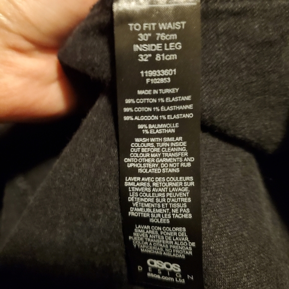 ASOS | Low Rise Flared Jeans w/ Belt in Washed Black sz 30 - Picture 4 of 4